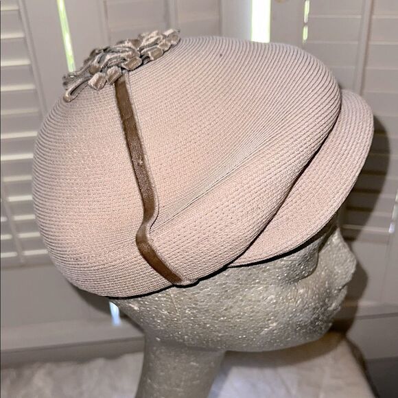Vintage Accessories - Vintage 60s Karen Hats Beige Women's Cap with Taupe Velvet Ribbon Detailing